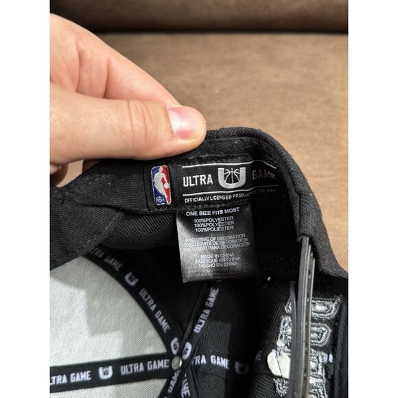 Chicago Bulls Hat New Era Black On Black  one size - Picture 8 of 9